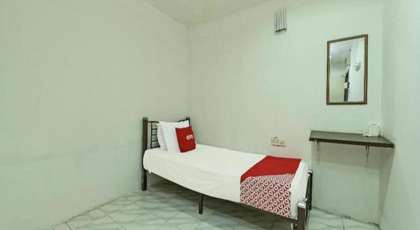 Oyo 90643 Gks Hotel Seremban Extérieur photo