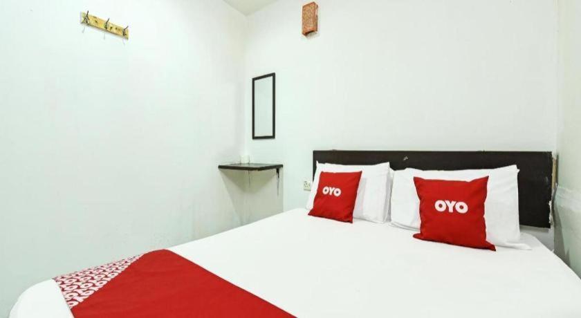 Oyo 90643 Gks Hotel Seremban Extérieur photo