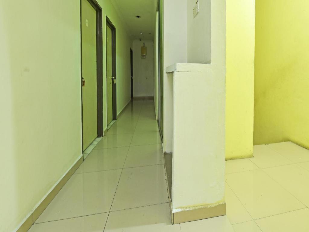 Oyo 90643 Gks Hotel Seremban Extérieur photo