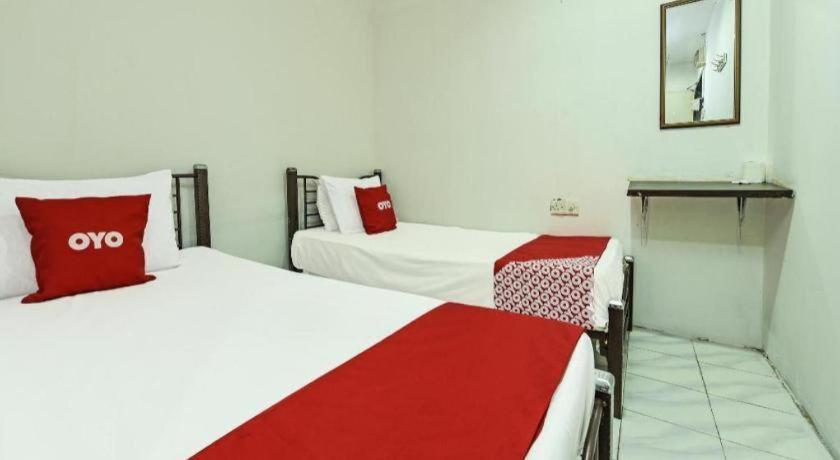 Oyo 90643 Gks Hotel Seremban Extérieur photo